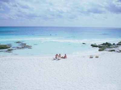 Beachfront Studio Carisa Y Palma Apartment Cancun Bagian luar foto